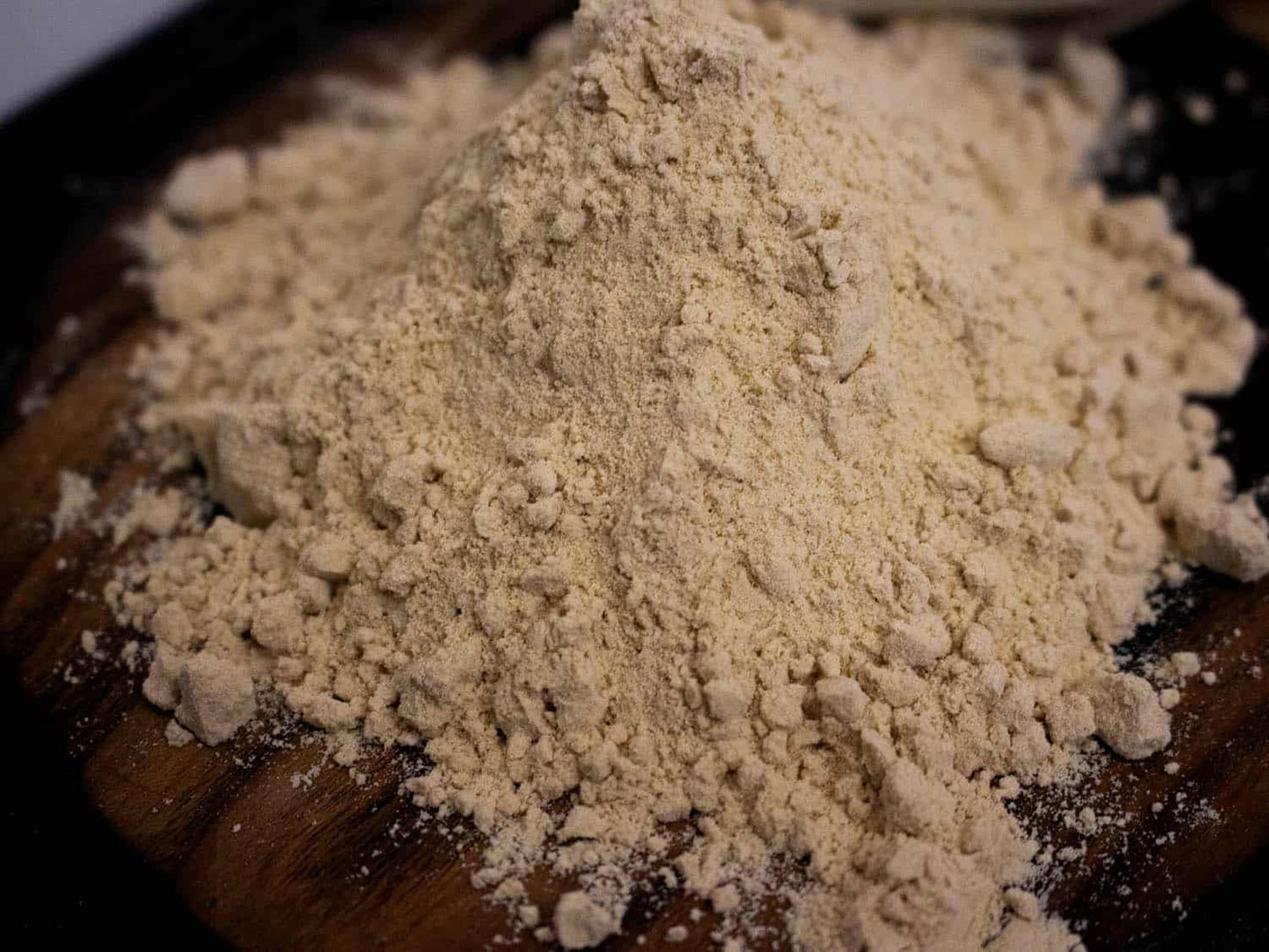 
                  
                    Lion’s Mane mushroom powder
                  
                